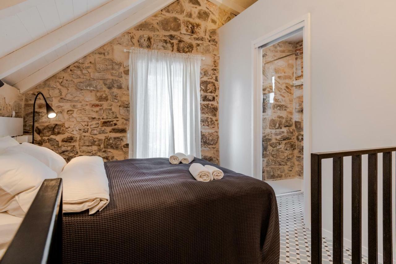 No.5 Luxury Apartment *